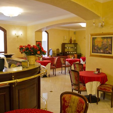Hotel Centrale Spa & Relax Алкамо Экстерьер фото